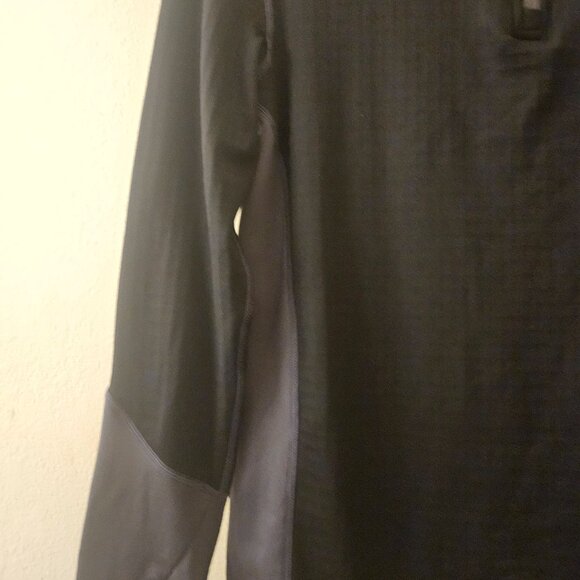XPS quarter zip black warm base layer thumb holes workout running hiking shirt M - Picture 5 of 7
